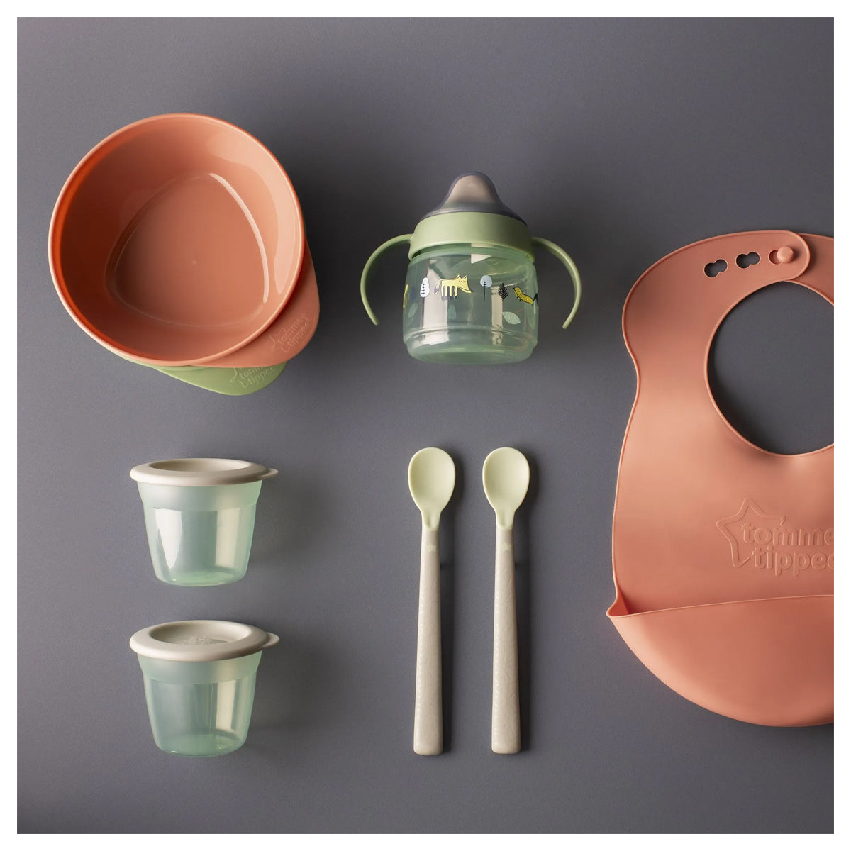 Tommee Tippee First Tastes Weaning Starter Kit for Baby Feeding and Solids Introduction